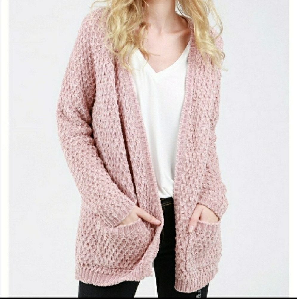 Rosey velvety chenille cardi